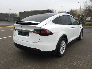 Zdjęcie Tesla Model X P100D