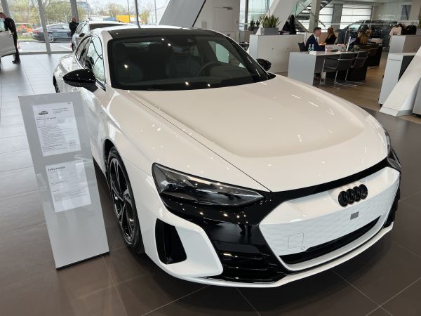 Audi e-tron GT RS