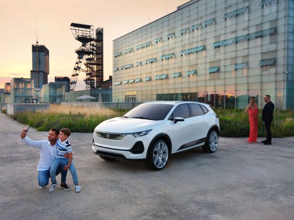 Izera SUV