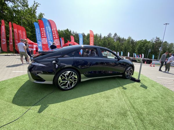 Hyundai IONIQ 6 Long Range AWD