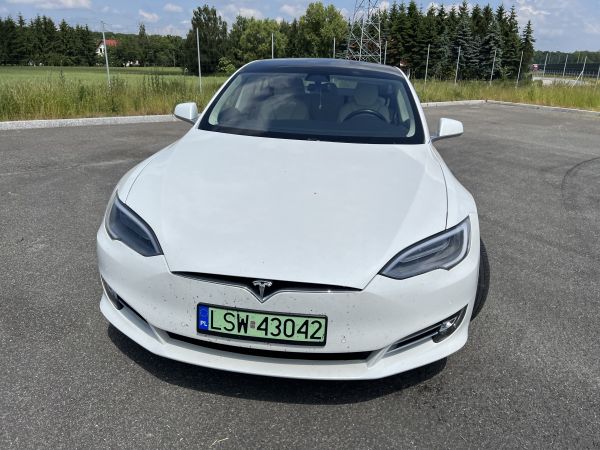Tesla Model S P100D