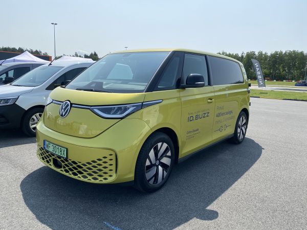 Volkswagen ID.BUZZ cena Volkswagen ID.BUZZ