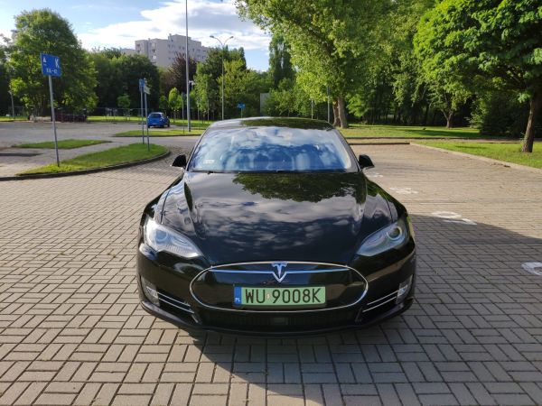 Tesla Model S P Dl Elektryczny Opinie Dane Techniczne Cena