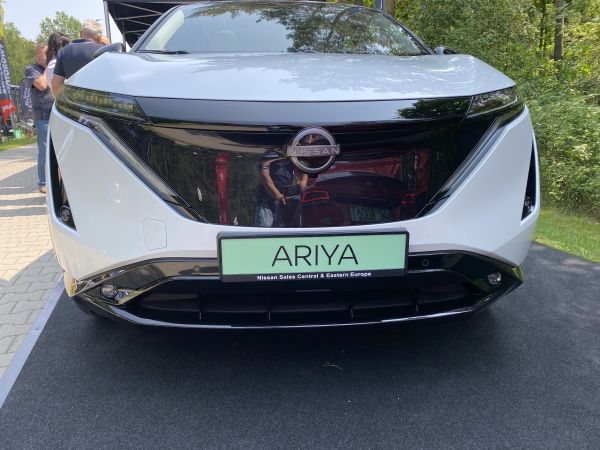 Nissan Ariya 87kWh