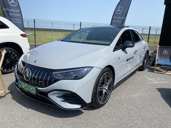 Mercedes EQE 350