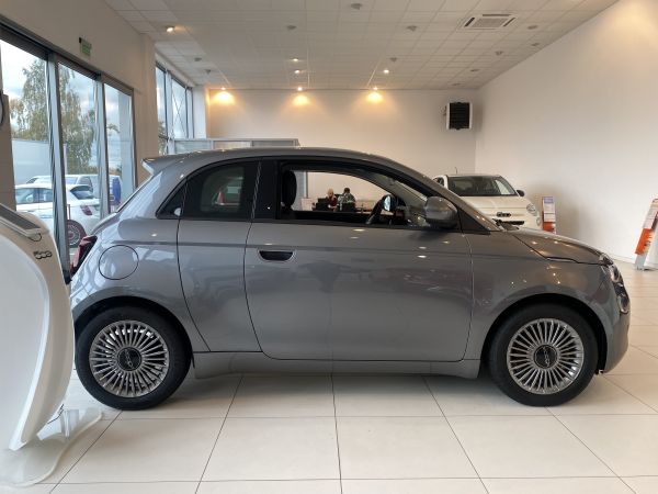 Fiat 500e 3+1 42 kWh