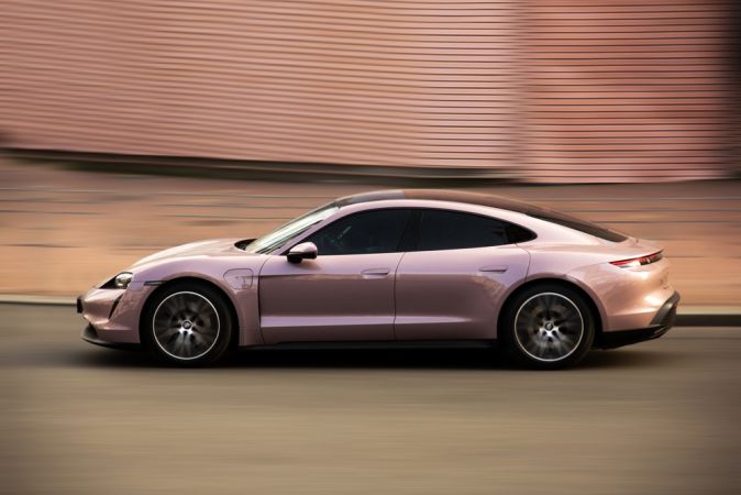 Porsche Taycan Plus