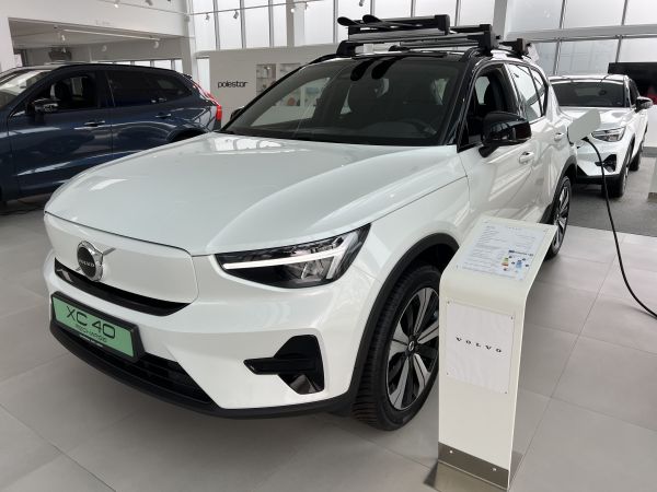 Volvo XC40 Recharge Twin Pure Electric