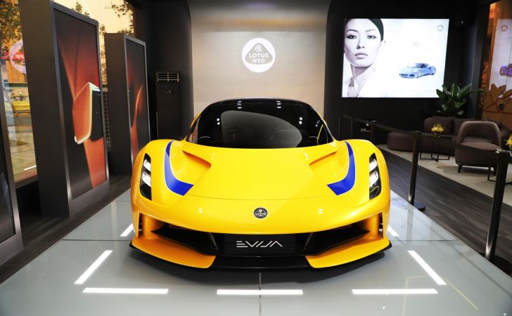 Lotus Evija 70 kWh