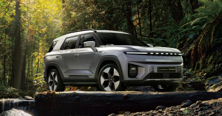SsangYong Torres EVX