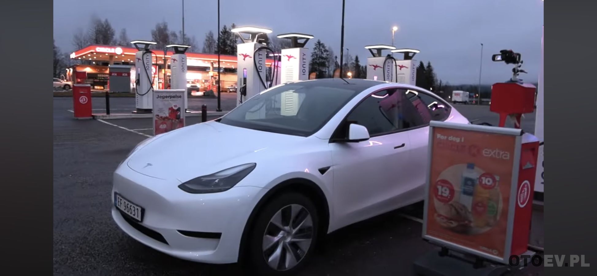 Tesla Model Y z Berlina z baterią BYD czyli demon prędkości ładowania DC! - zdjęcie główne