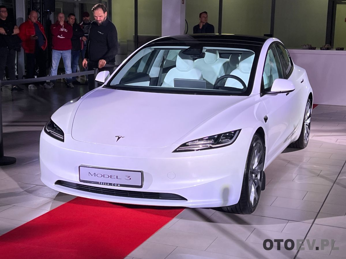 Tesla Model 3 Highland w Polsce! Oficjalnie. Wrażenia z prezentacji w salonie Tesli w Ząbkach. - zdjęcie główne