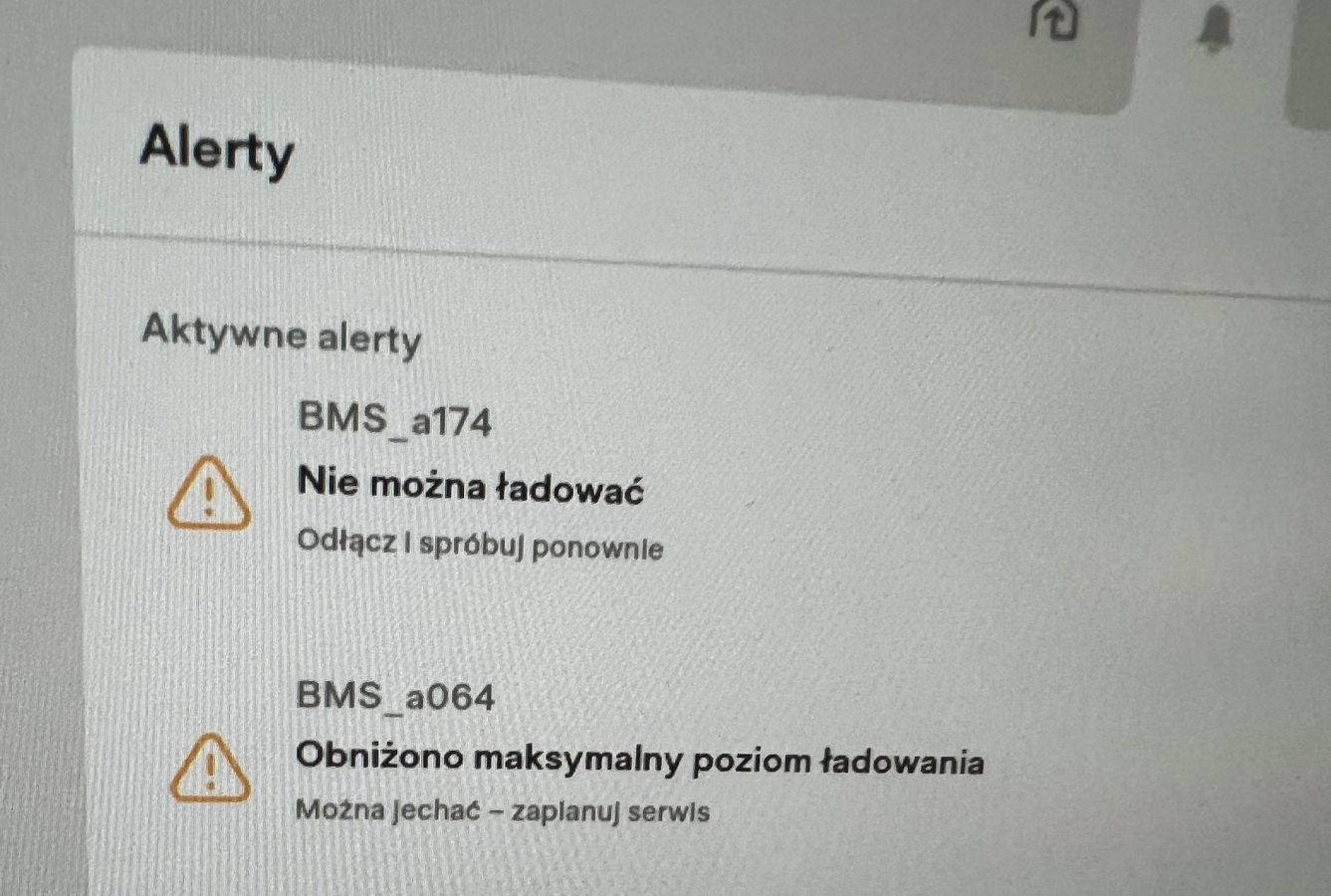 Tesle też się psują... - zdjęcie główne