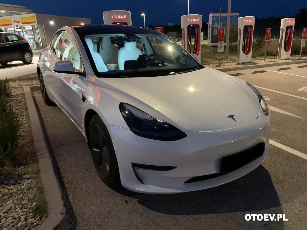 Sprzedam Tesle Model 3 Long Range