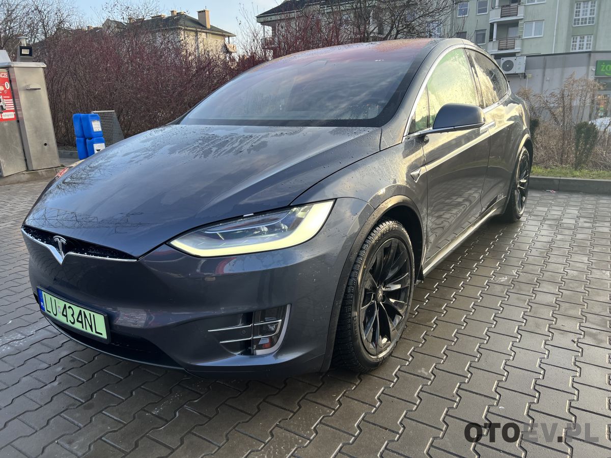 Tesla Model X Long Range elektryczny opinie, dane techniczne, cena