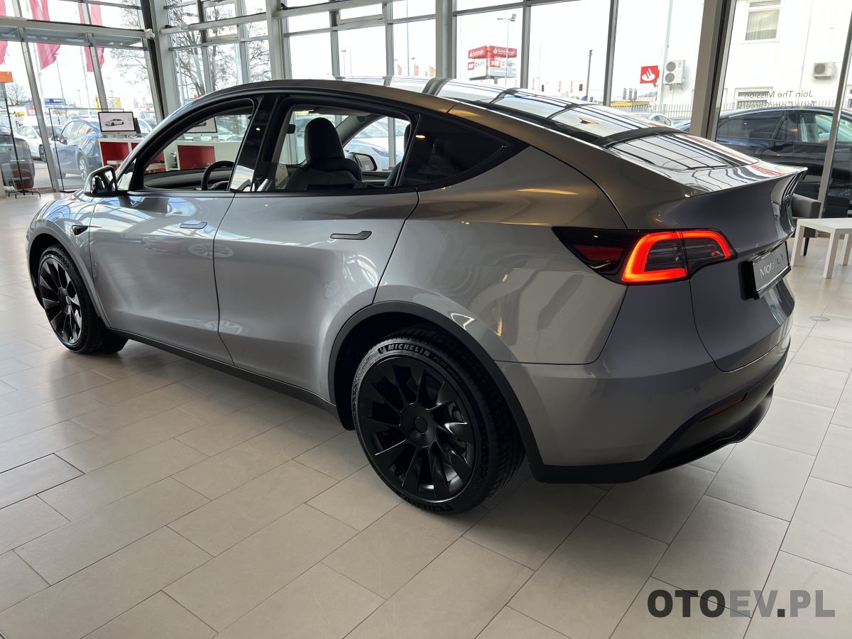 Tesla Model Y Long Range Dual Motor OTOEV.PL