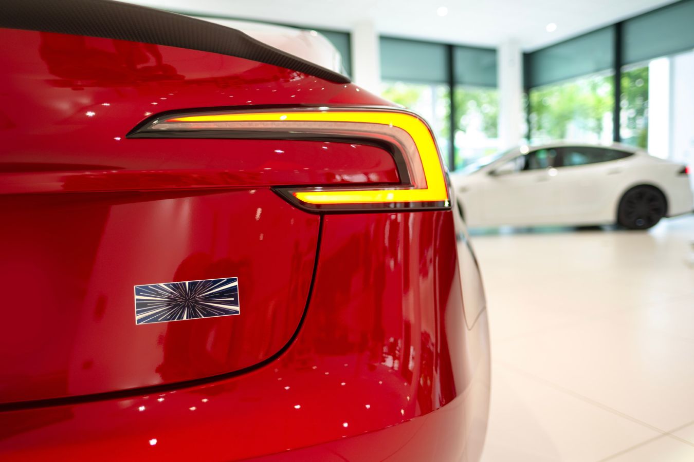 Tesla Model 3 Performance (Highland) - OTOEV.PL