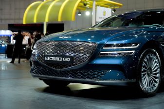 Zdjęcie Genesis G80 Electrified Luxury