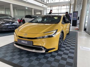 Zdjęcie Toyota Prius Plug-in Hybrid