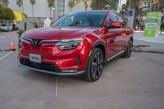 Zdjęcie VinFast VF 8 Plus Standard Range