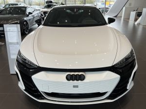Zdjęcie Audi e-tron GT quattro