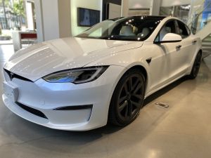 Zdjęcie Tesla Model S Plaid