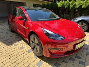 Zdjęcie Tesla Model 3 Long Range Performance