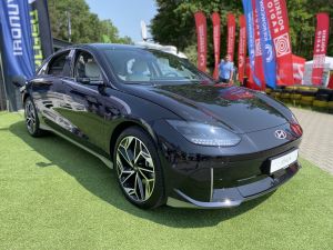 Zdjęcie Hyundai IONIQ 6 Standard Range 2WD