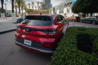 Zdjęcie VinFast VF 8 Plus Standard Range