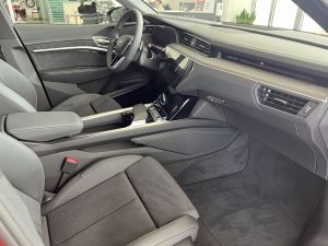 Zdjęcie Audi Q8 e-tron Sportback 55 quattro