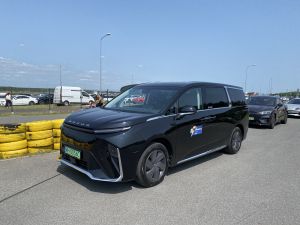 Zdjęcie Maxus MIFA 9