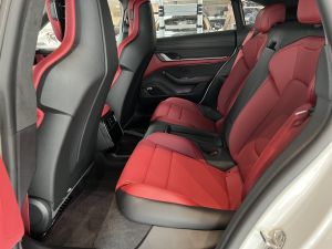 Zdjęcie Porsche Taycan 4S (limuzyna)