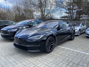 Zdjęcie Tesla Model S Plaid