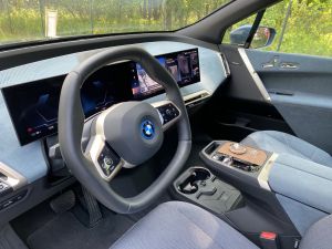 Zdjęcie BMW iX xDrive40