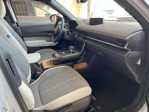 Zdjęcie Mazda MX-30