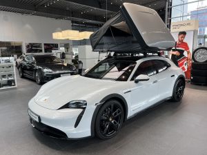 Zdjęcie Porsche Taycan 4S Cross Turismo