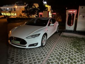 Zdjęcie Tesla Model S Long Range Plus
