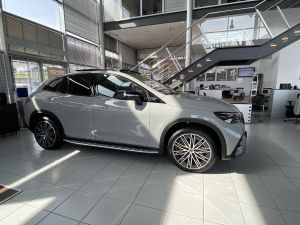 Zdjęcie Mercedes EQE SUV AMG 43 4MATIC