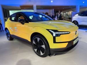 Zdjęcie Volvo EX30 Single Motor