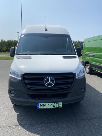Zdjęcie Mercedes eSprinter Furgon